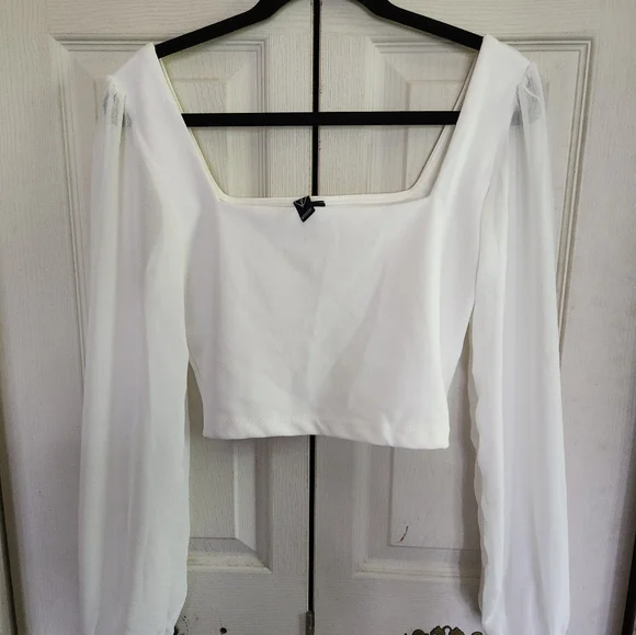 Womens Elegant White Sheer Sleeve Crop Top - Picture 3 of 10
